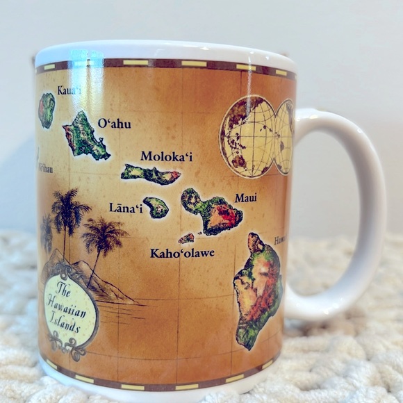 Treasures of Aloha ceramic mug - Picture 1 of 8